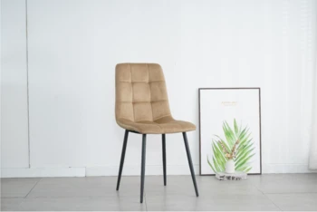 כיסא דגם "יערה"